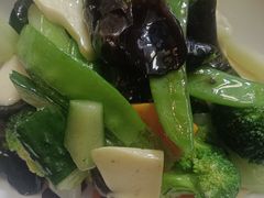 荷塘一品素-吉旺港式餐厅(南方商城店)