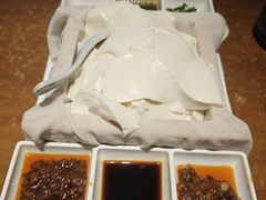 -95号酱骨·一块豆腐(展春园西路店)