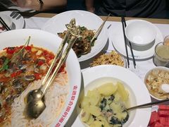 -坛宗剁椒鱼头(河西王府井店)