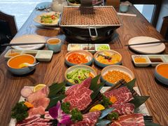 -明洞阿姨·韩式酱蟹烤肉·创意料理(三元桥店)