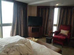 -南京金鹰皇冠假日酒店