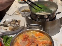 -领鲜活海鲜榴莲自助火锅(东门店)