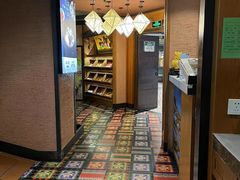 -云海肴·汽锅鸡·云南菜(天山百盛优客店)