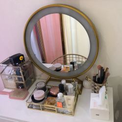 -Hi Beauty Skin 科技美肤中心