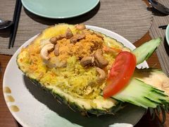 菠萝海鲜炒饭-mango tree芒果树泰国餐厅(青岛万象城店)