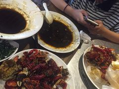 -龙巢盱眙龙虾·牛蛙·烧烤宵夜(八卦岭店)