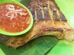 -明记烧鱼美味店