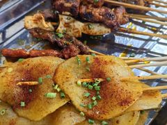 -何师烧烤(龙游路西段店)