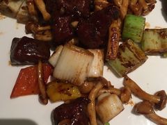 慢火烧雪花牛肉-尚一汤·粤菜海鲜(环球港店)