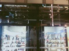-上海置地广场(南京东路店)