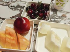 -涨巢·潮玩水疗局