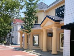 -COACH蔻驰(赛特奥特莱斯店)