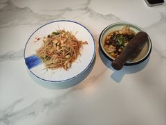 -茄子恰恰·新云南小炒(钱王街店)