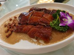 荔枝木烧鹅-东江渔村·古典园林·30年粤菜老字号(太和店)