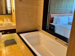 -石梅湾艾美度假酒店