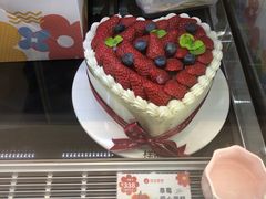 -花花卷卷·鲜食蛋糕(静安久光百货店)