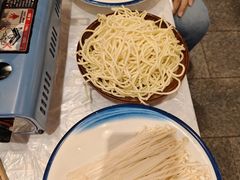 -霄汉牛三鲜湖北砂锅菜(万松园2店)