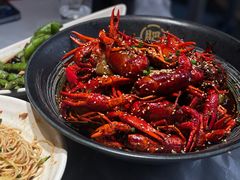 -肥肥虾庄·金牌油焖大虾(东湖欢乐谷店)