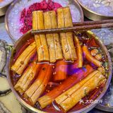哇不是吧这么赛博朋克你确定这是火锅店？