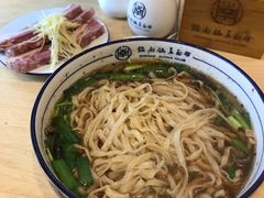 -镇南锅盖面馆(解放路店)