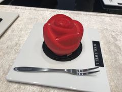 露水玫瑰-麦雪尔甜品·生日蛋糕(新街口旗舰店)