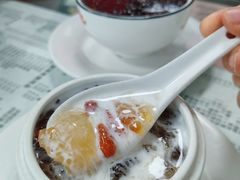 -俊丽双皮奶甜品店