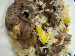 -民杨抓饭(柏香苑店)