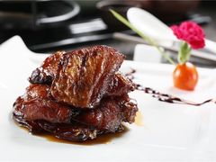 上海熏鱼-老正兴菜馆(福州路店)