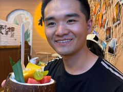 -椰吉满•鲜椰饮品(侨港黑金冠好店)
