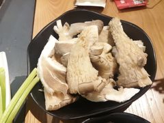 -尚品小土屋涮毛肚(李沧万达店)