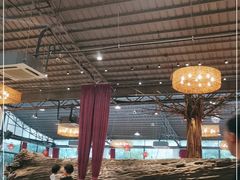 大堂-大树头森林餐厅(番禺广场店)