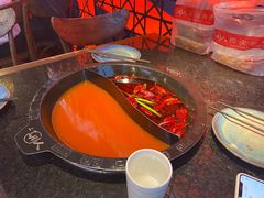 -三个四川人火锅(华联商厦店)