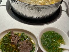 -花田煮鲜牛肉火锅(钟楼众汇店)