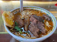 -金杨拉面王小吃面馆·牛三宝面·红烧牛肉粉