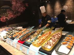 -半岛翡丽海鲜自助餐厅(观风亭店)