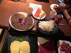 -牛焱·贵州黄牛肉火锅(城西银泰店)