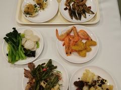 -碧中海汤泉汗蒸酒店