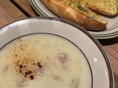 -玛格萝妮比萨屋(四平店)