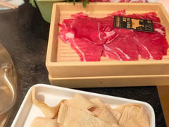 原切精品猪梅肉-熊喵来了火锅(长安万达第94分店)