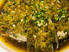 剁椒鱼头-味上湘菜馆(岳麓山店)
