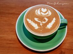 -Line 咖啡(石厦花园店)