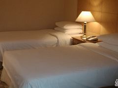 双人床-北京新世纪饭店(动物园地铁站店)