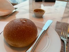 餐前面包-广州四季酒店·意珍·意式自助餐