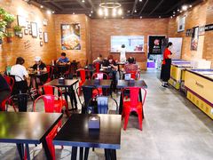大堂-老啪叽串炒饭(铁百店)