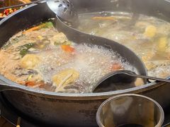 -苗阿哥酸汤牛肉火锅(体育场店)