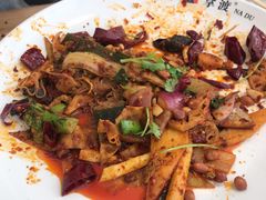 -拿渡·水煮鱼麻辣香锅(王府井奥莱·香江小镇店)