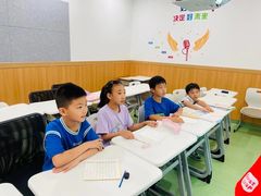 -励步儿童成长中心英文启蒙·剑桥考级·KET(万象汇校区)