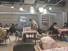 -老班长·小龙虾·鲜货烧烤大排档(金街美地店)