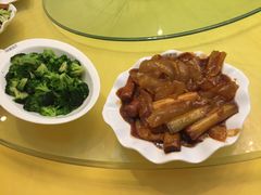 -鱼翅楼·津派砂锅鱼翅(水上公园店)