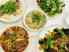 -犇逸·乐山跷脚牛肉·四川现炒(览海店)